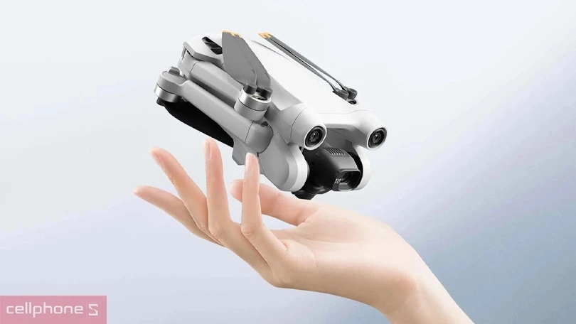 Thiết kế Flycam dji nhỏ gọn, dễ điều khiển