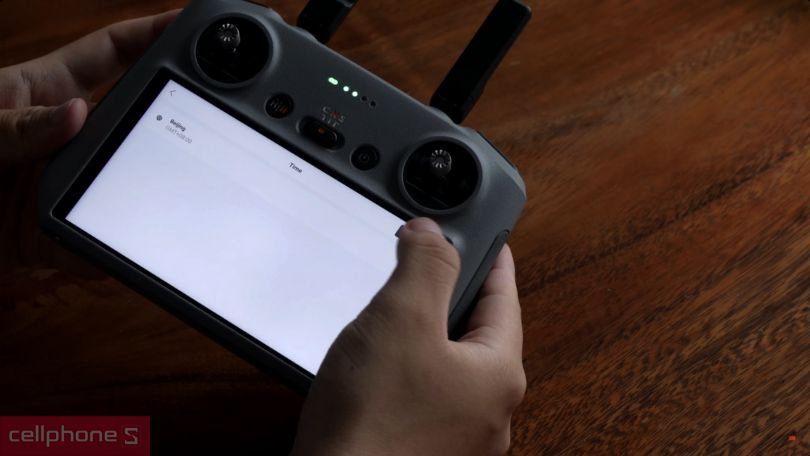 Hướng dẫn kết nối Flycam DJI Mini 4 Pro Fly More Combo Plus (RC-2) với điện thoại