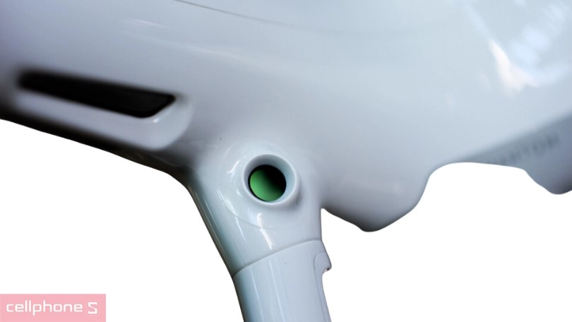 Khả năng định vị và chống va chạm của Flycam DJI Phantom 4