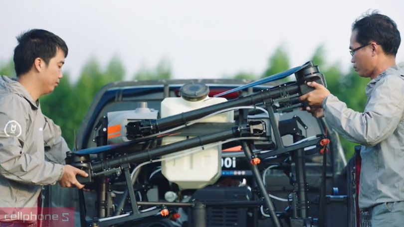 Khả năng gấp gọn, dễ di chuyển của flycam máy bay nông nghiệp phun thuốc trừ sâu DJI Agras T30