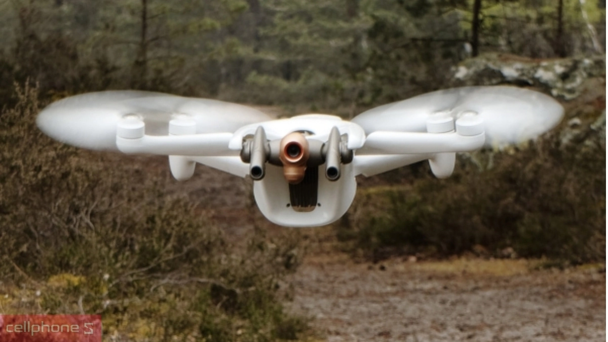 Ưu điểm hỗ trợ mạng di động 4G, cho phép điều khiển trong phạm vi rộng của Parrot ANAFI Ai