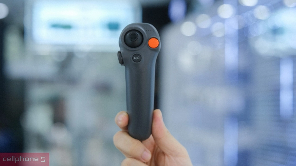 Thiết kế DJI RC Motion 3