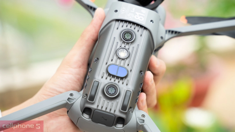 Thời lượng pin của Flycam là bao lâu?