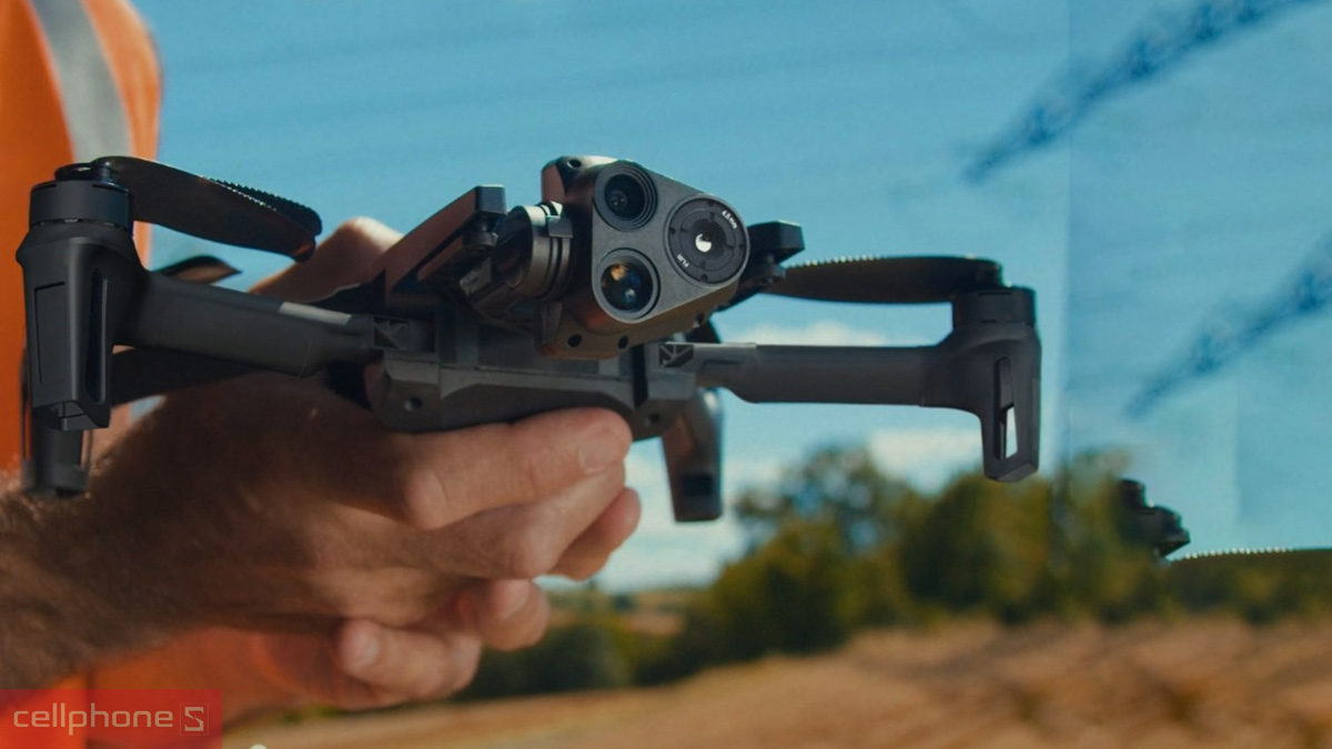 Thiết kế flycam Parrot Anafi USA