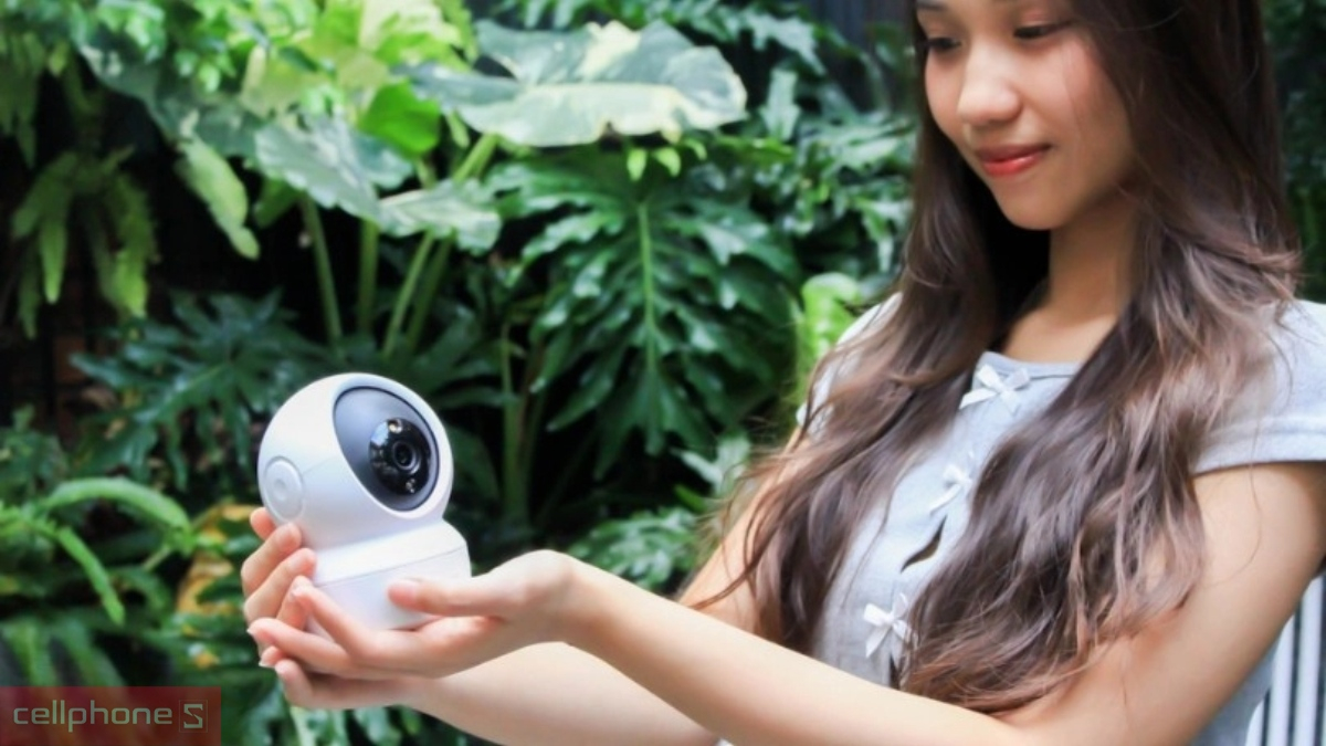 Kiểm tra phần cứng, ngoại hình của camera