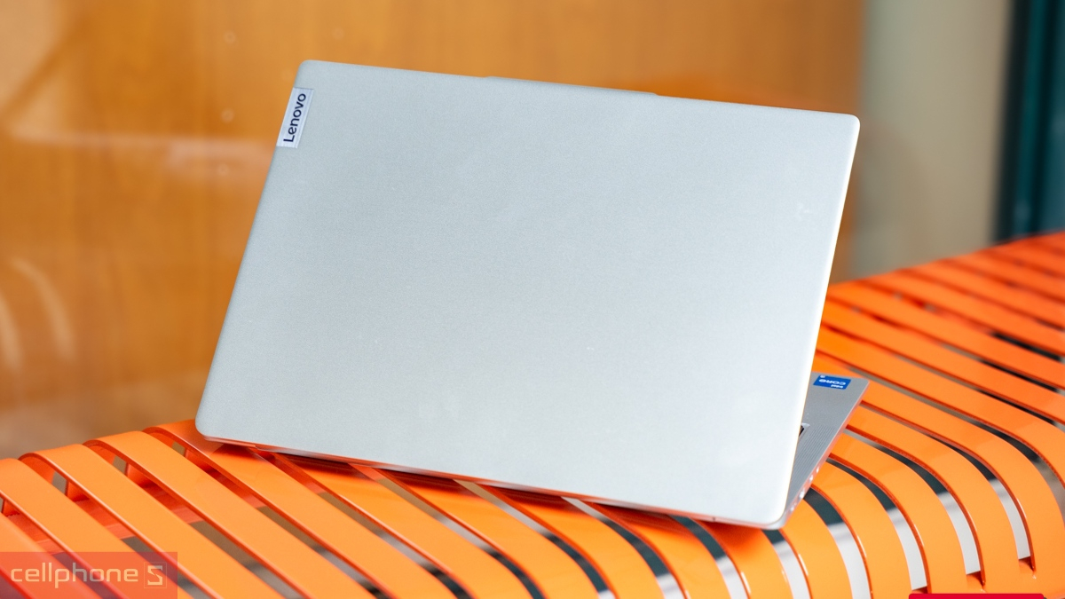 Lenovo Ideapad cũ có giá thành rẻ hơn