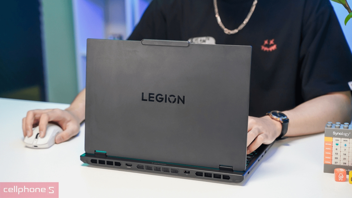 Laptop Lenovo Legion cũ đẹp
