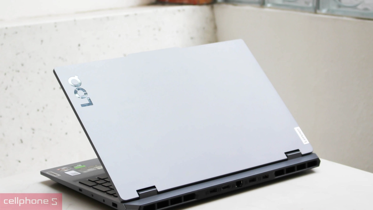 Lenovo LOQ cũ tiết kiệm chi phí đáng kể