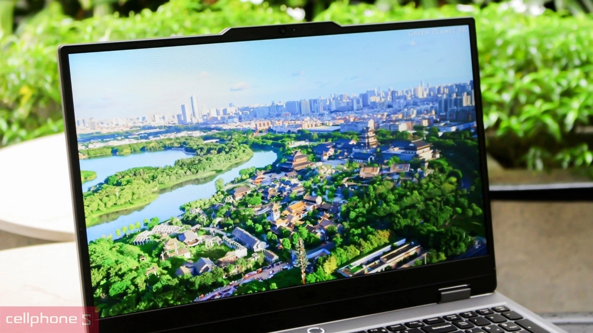 Lenovo LOQ cũ có màn hình sắc nét