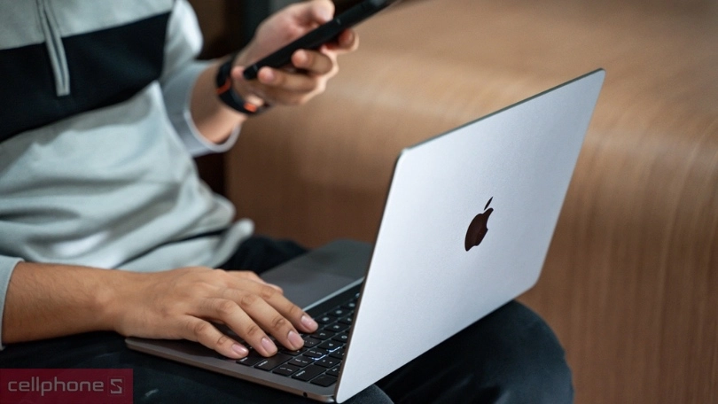 Apple Macbook Air M2 2022 8GB 256GB - Cũ Đẹp