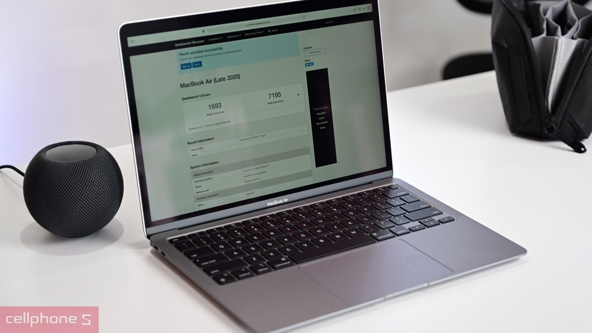 Macbook Air M1 cũ có pin ổn định giúp sử dụng linh hoạt