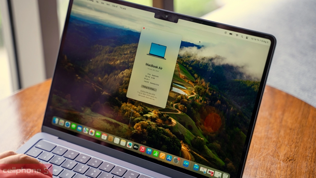 MacBook Air M3 cũ có mức giá phải chăng hơn máy mới 