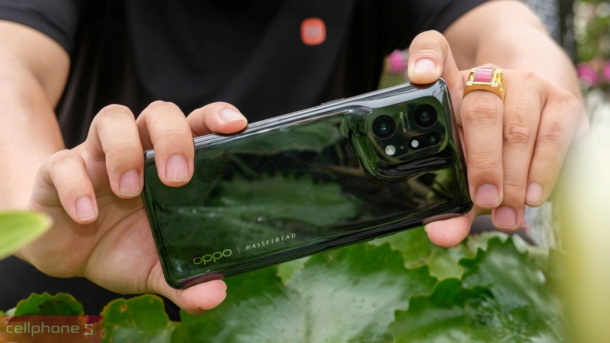 Tình trạng máy OPPO Find X5 Pro cũ xước cấn