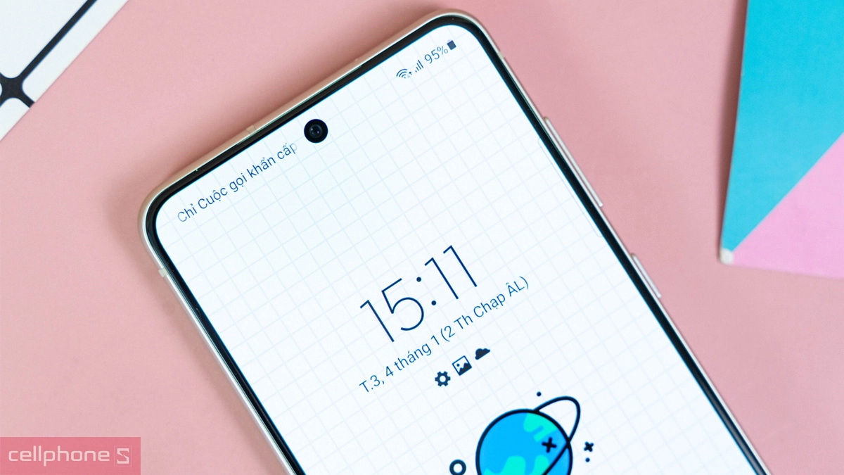 Xem kỹ pin, chức năng camera và khả năng kết nối