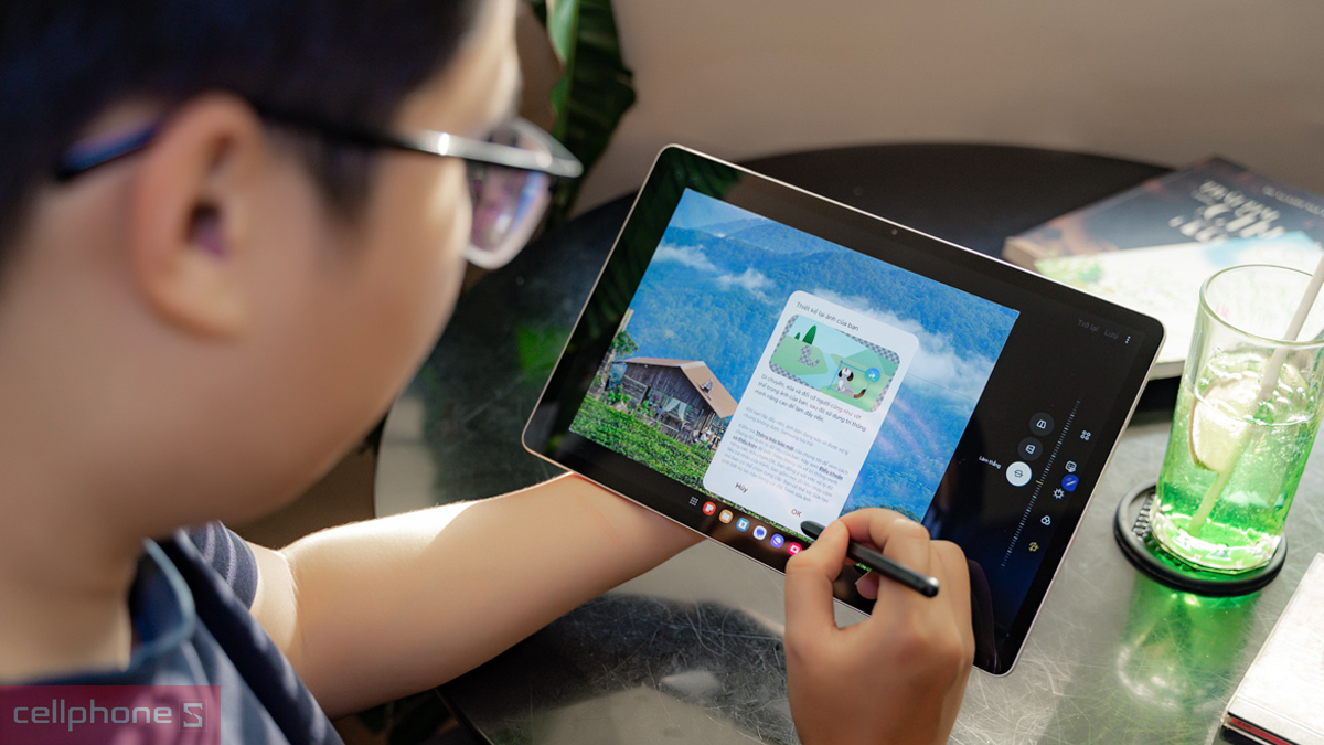 Samsung Galaxy Tab S9 cũ bản tiêu chuẩn nhỏ gọn với màn hình 120Hz