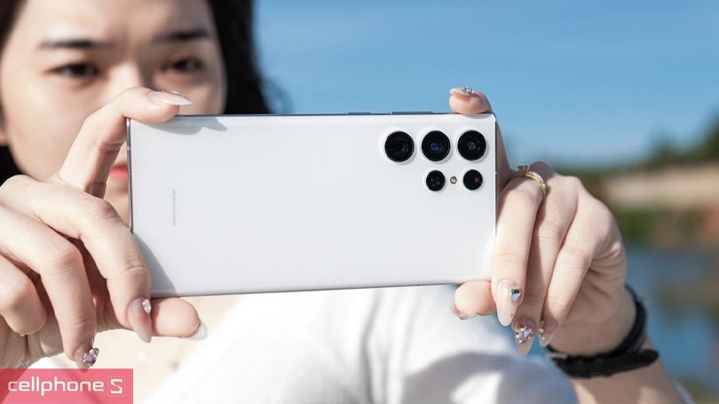 Camera Samsung S22 Ultra cũ sắc nét