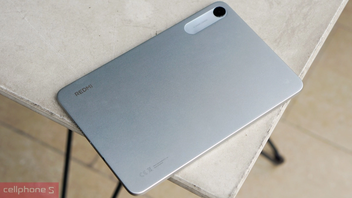 Redmi Pad 2 cũ sở hữu thiết kế kim loại thanh lịch, màn hình sắc nét và giá tiết kiệm