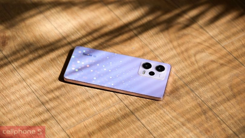 Thiết kế đẹp như mới, không ảnh hưởng tới chất lượng hiển thị của Xiaomi Redmi Note 12 Pro 5G 8GB 256GB Cũ Đẹp
