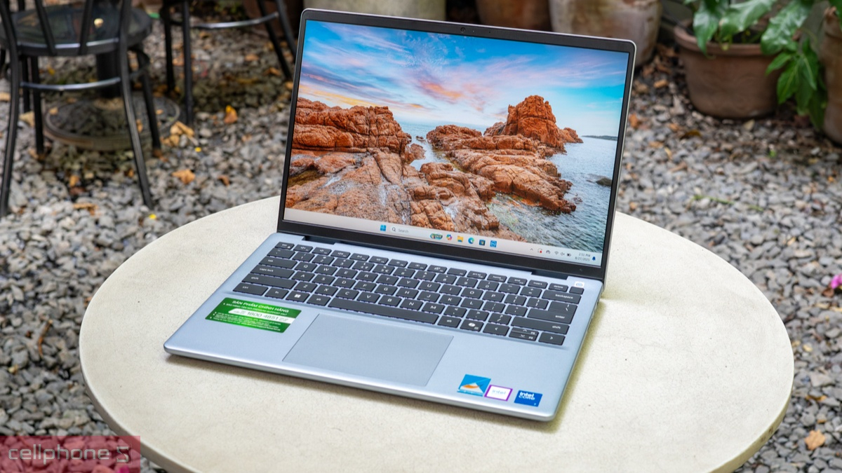 Kiểm tra pin Dell Inspiron cũ để đánh giá dung lượng thực tế