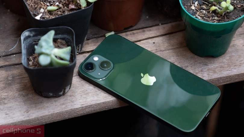 Phân loại iPhone 13 Base cũ phổ biến trên thị trường