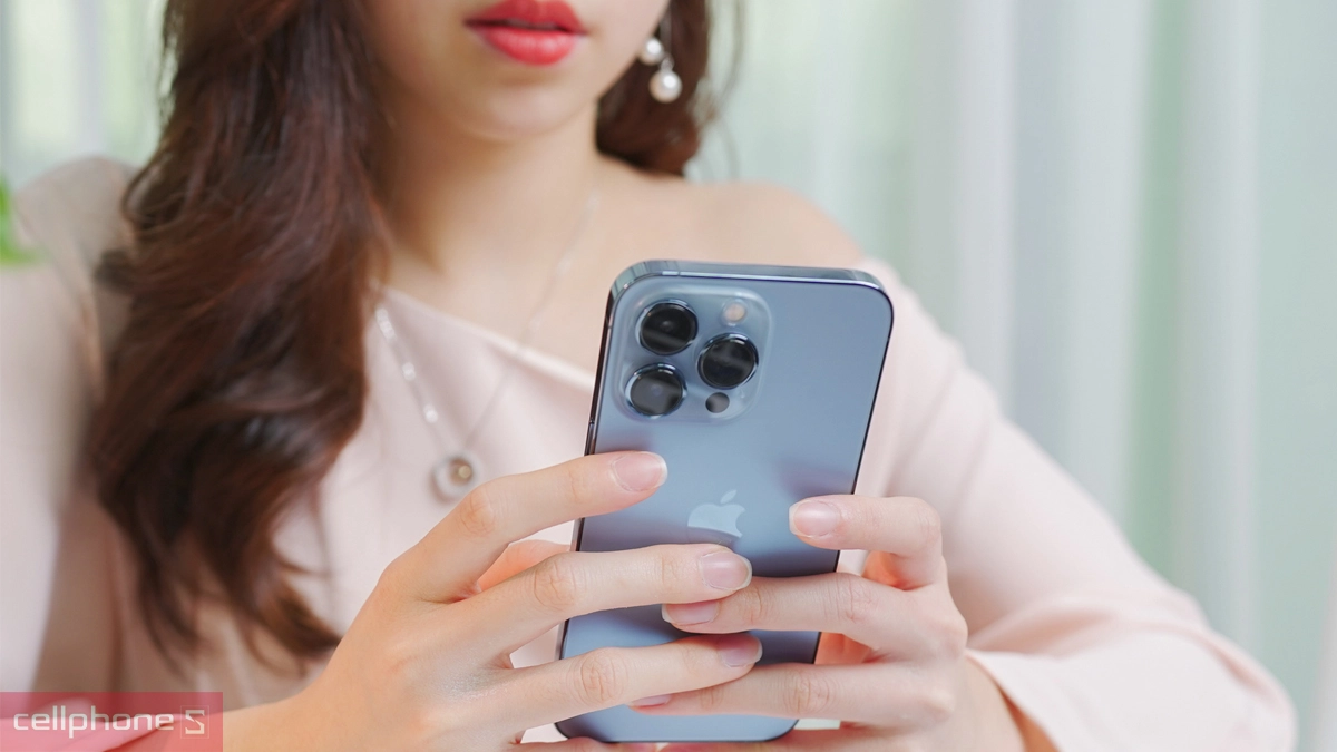 iPhone 13 Pro 1TB cũ trầy xước sở hữu dung lượng pin ổn định