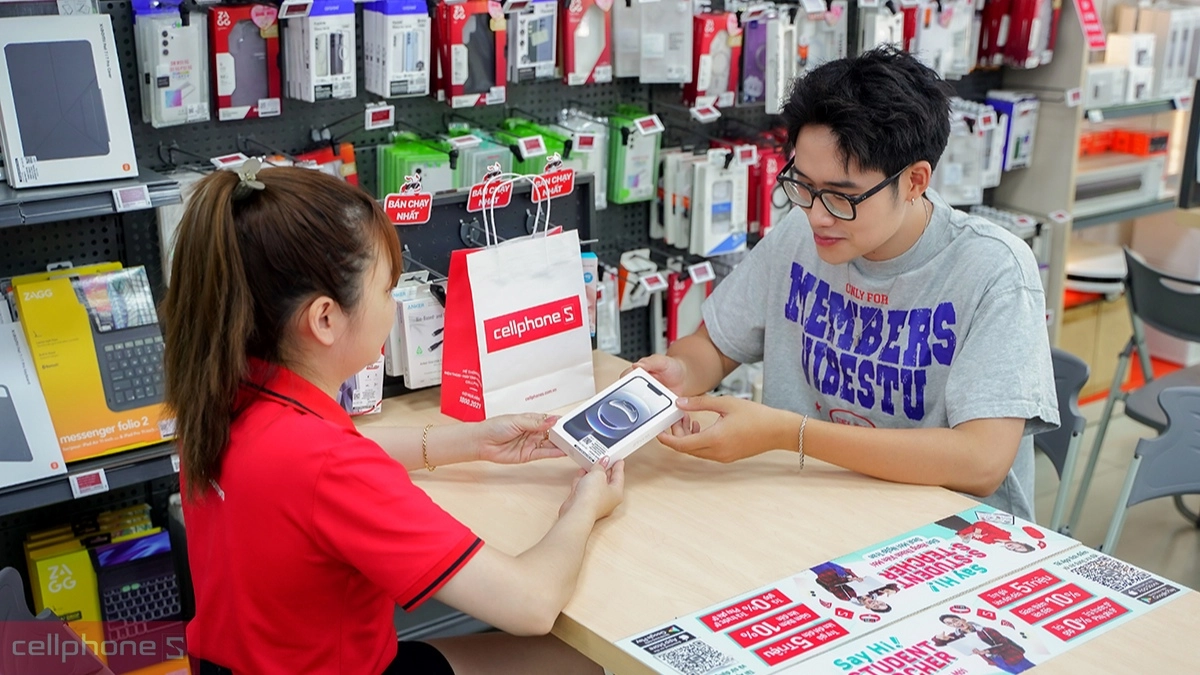 Mua iPhone 13 Pro Max 256GB cũ xước cấn có bảo hành tại CellphoneS