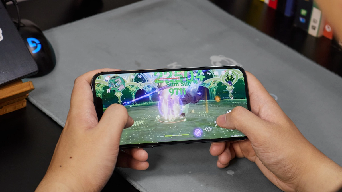 Kiểm tra pin và hiệu năng chip A15