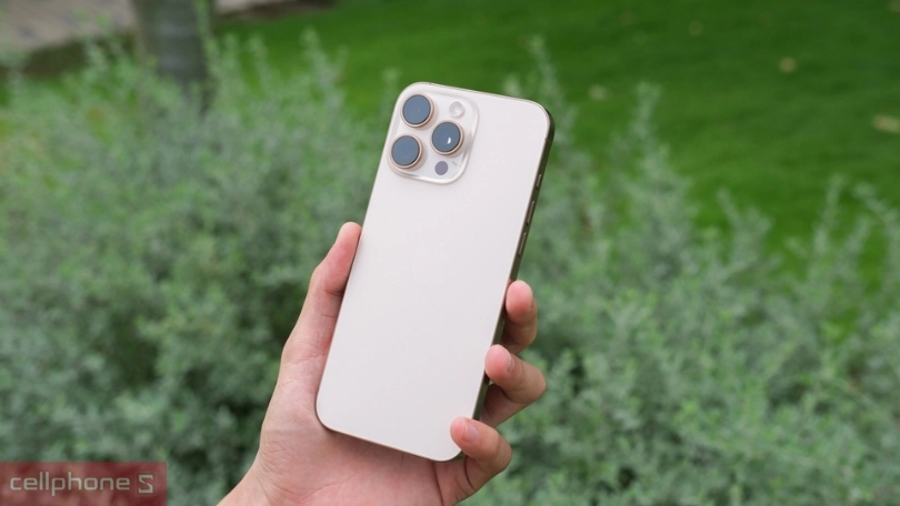 Mỏng nhẹ cao cấp, chất liệu hàng đầu