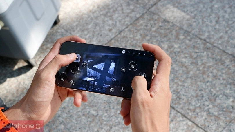 Hiệu năng ổn định, xử lý mượt mà