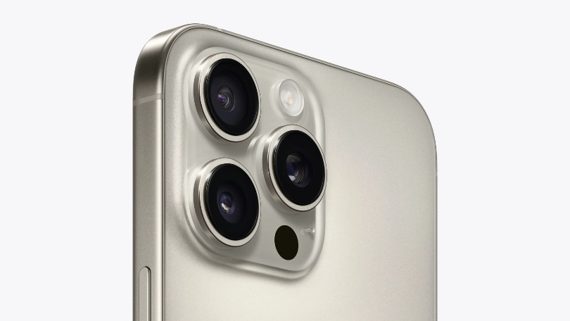 Camera của iPhone 16 Pro Max 512GB cũ trầy xước