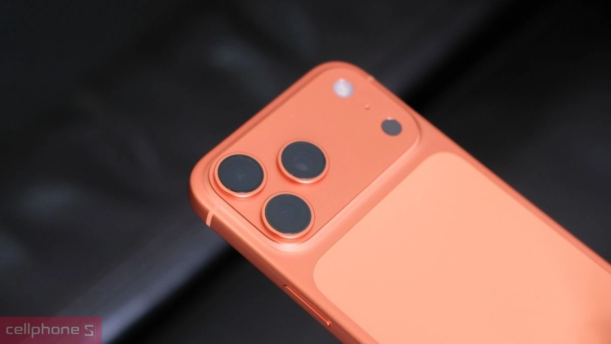 Mua iPhone 17 Pro Max cũ rẻ hơn hàng mới