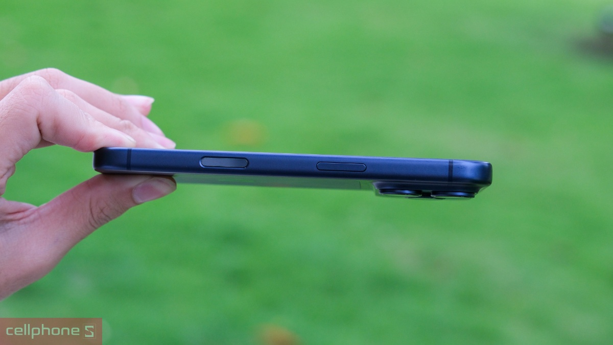 iPhone 17 cũ trầy xước