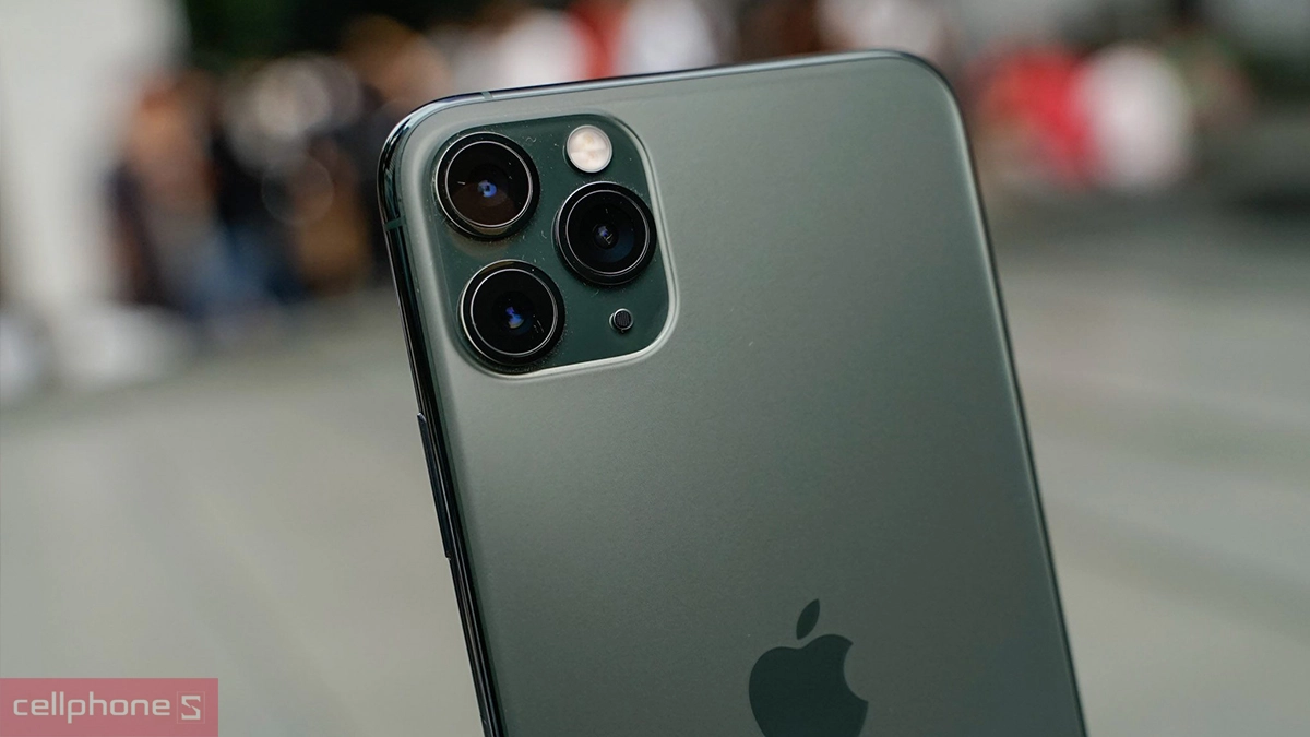 Camera iPhone 11 Pro Max 256GB 2 sim cũ trầy xước