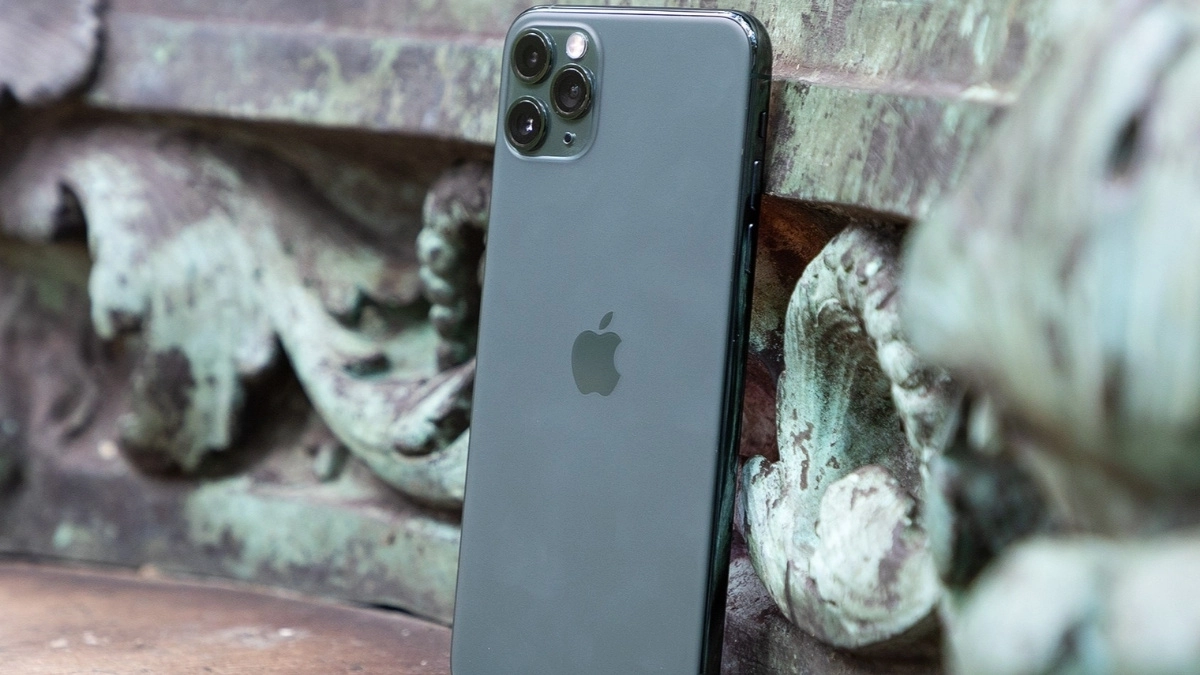 Giá theo tình trạng – 99%, trầy xước, đã kích hoạt