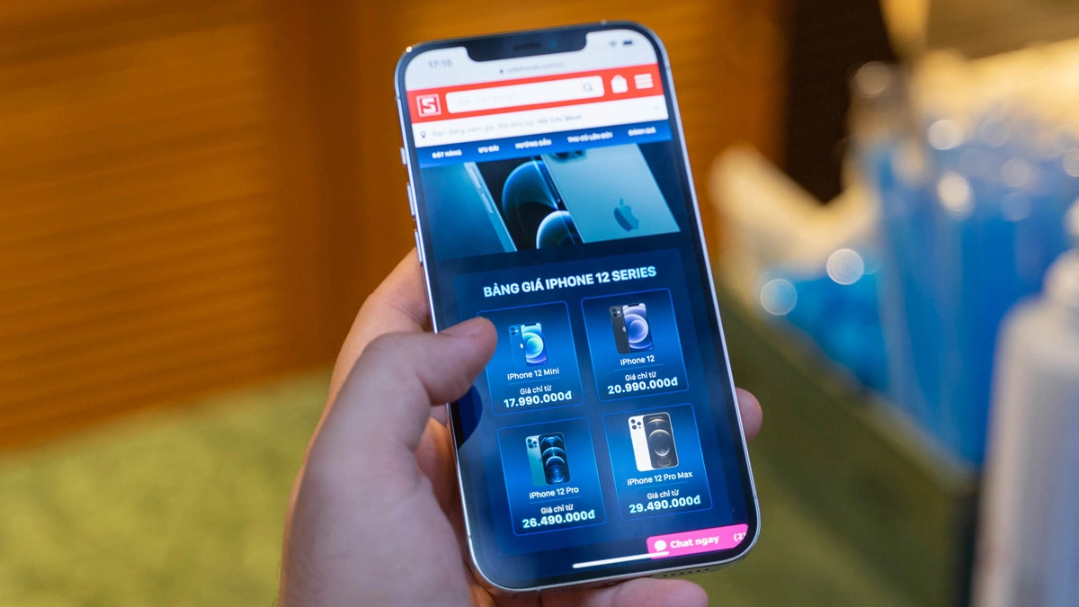 So với iPhone 12 Pro Max mới