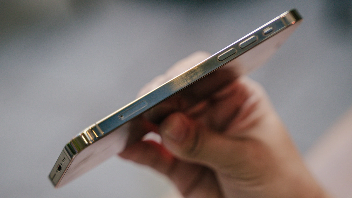 Giá iPhone 12 Pro Max cũ theo tình trạng máy