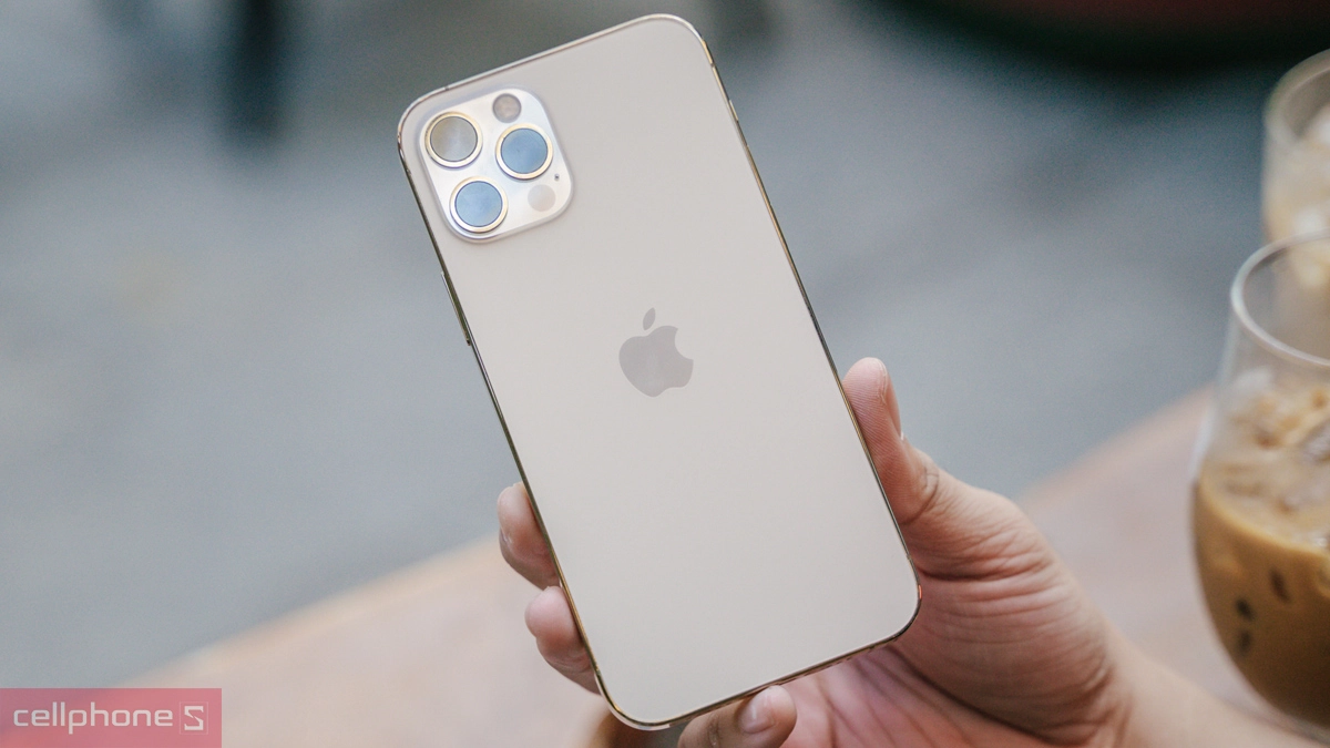 Dung lượng pin và công nghệ sạc hiện đại của iPhone 12 Pro 256GB 2 sim cũ đẹp