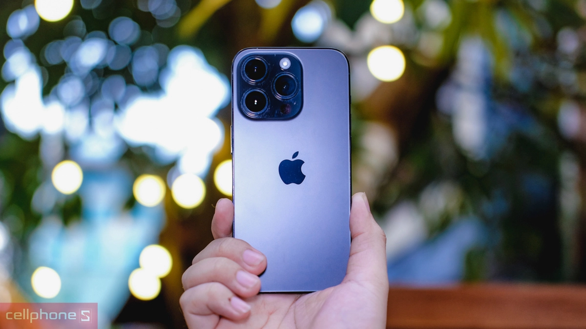 Trải nghiệm sử dụng dài lâu hơn trên iPhone 14 Pro 256GB cũ trầy xước