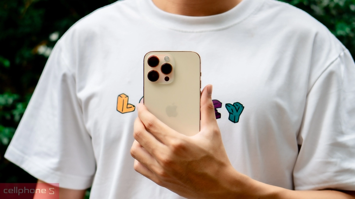 Giá iPhone 14 ProMax cũ giúp tiết kiệm đáng kể