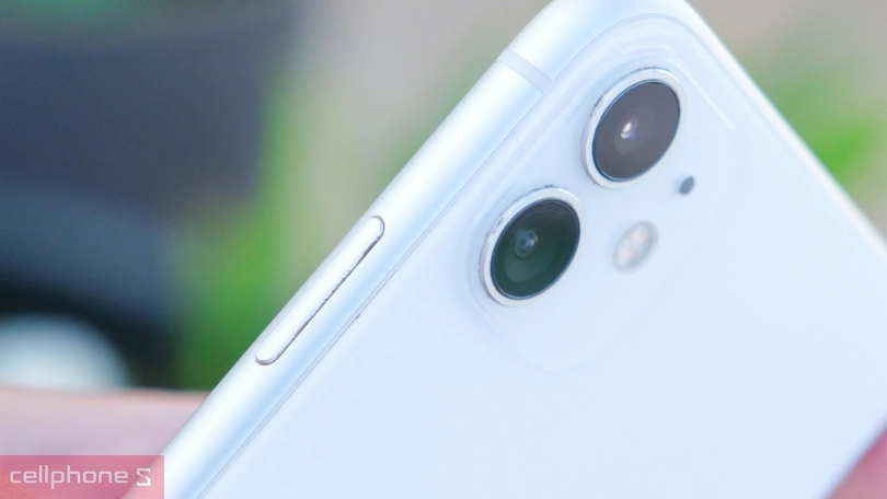 Camera iPhone 11 64GB cũ xước cấn 