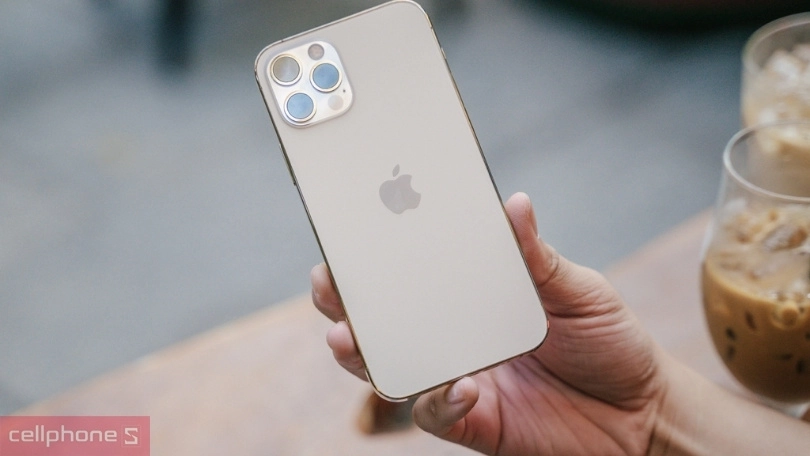 THiết kế iPhone 12 Pro 128GB cũ đẹp