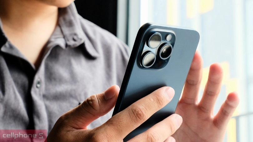 iPhone 15 Pro 512GB cũ xước cấn có hiệu năng bền bỉ 