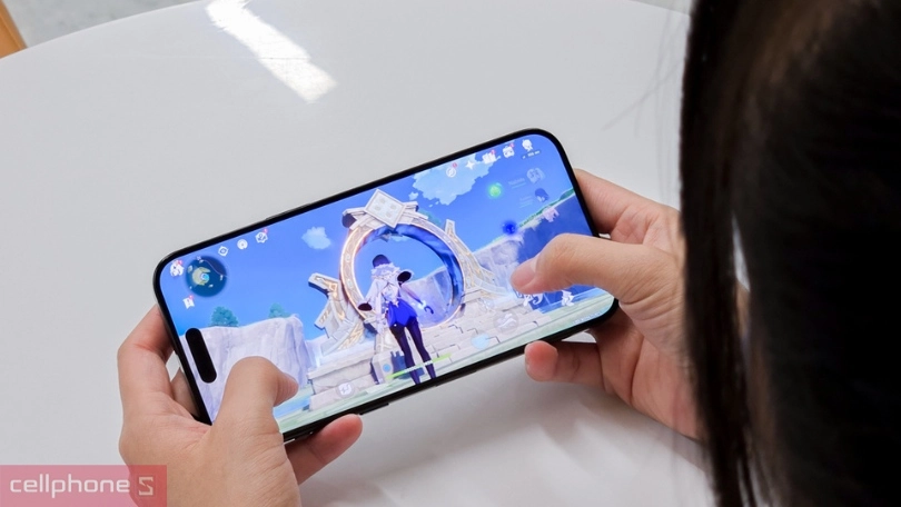 iPhone 15 Pro cũ xước cấn