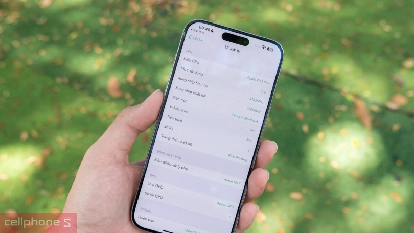 iPhone 15 Pro Max cũ trầy xước