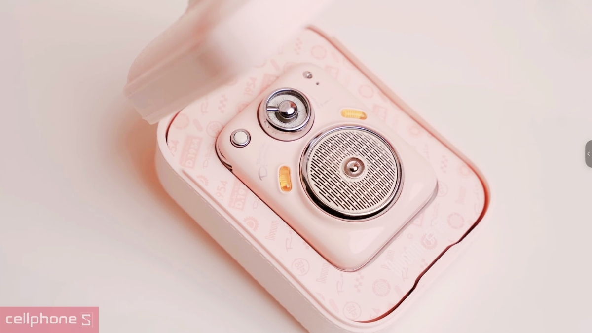 âm thanh sống động loa Bluetooth Divoom Beetles-FM II