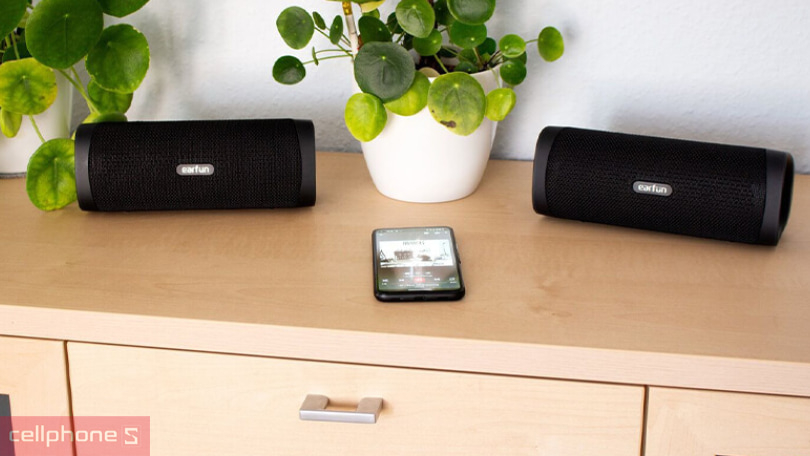 Giá loa Earfun bao nhiêu tiền