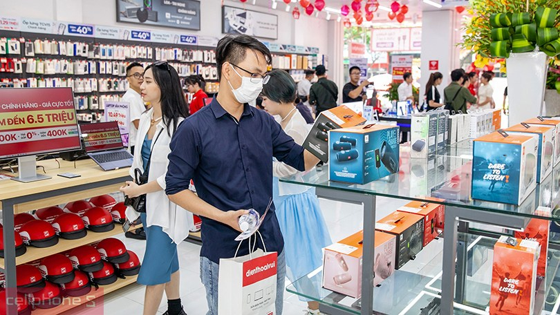 Các chính sách giá ưu đãi khi chọn mua JBL tại CellphoneS