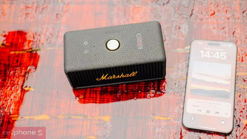 So sánh loa Marshall Emberton 3 với Marshall Emberton 2