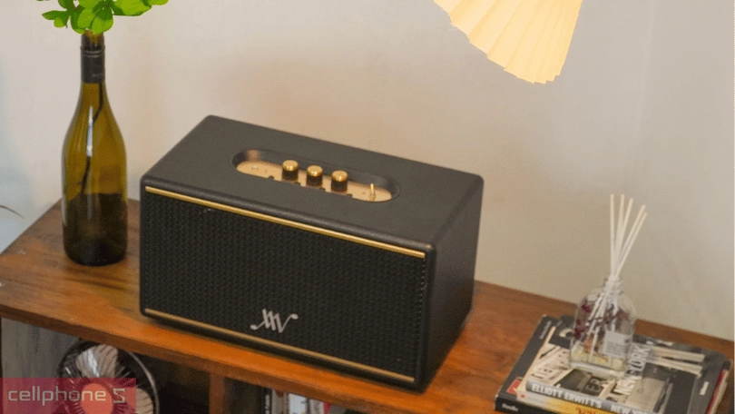 Loa Alpha Works của nước nào?