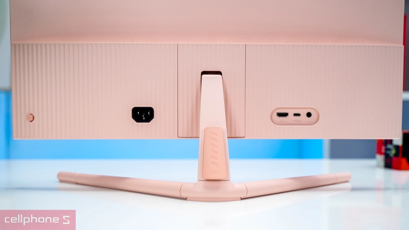 Kết nối linh hoạt qua các cổng hiện đại